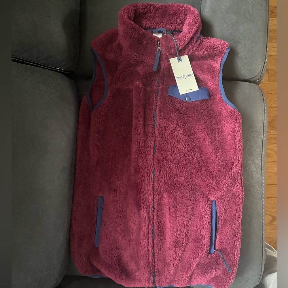 NWT fleece vest